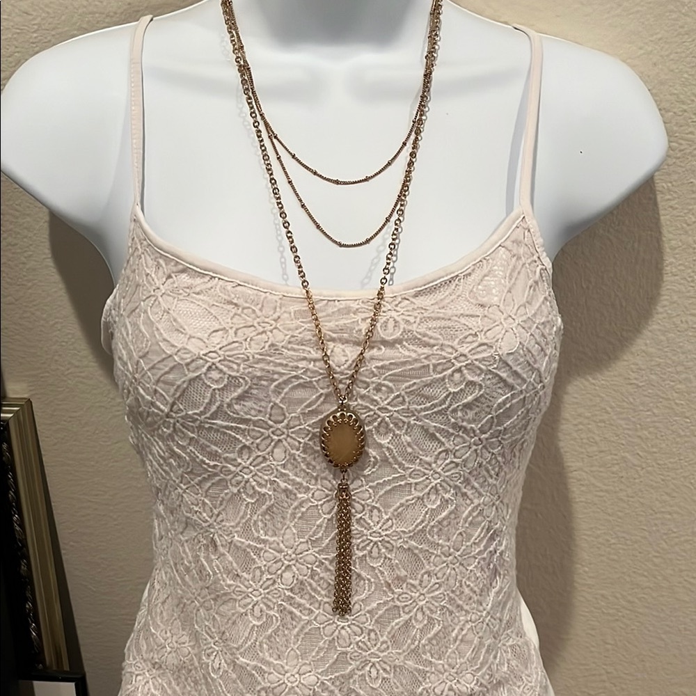 Elegant Gold Layered Necklace